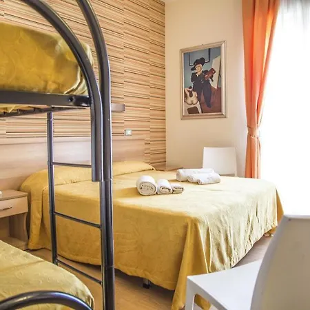 Massimo チェゼナーティコ