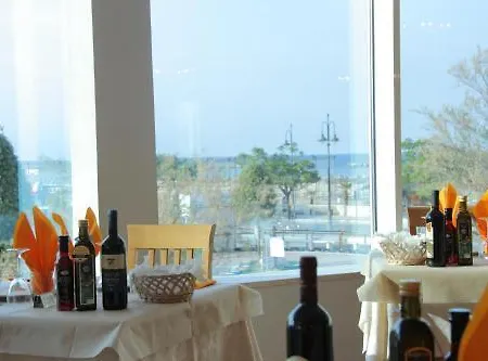 Otel Massimo 3*